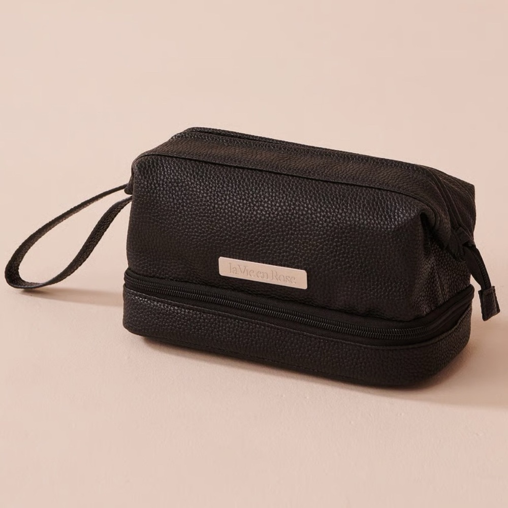 Faux Leather Cosmetic Bag | 𝐥𝐚 𝐕𝐢𝐞 𝐞𝐧 𝐑𝐨𝐬𝐞